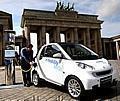 Smart ed vor dem Brandenburger Tor in Berlin. Foto: Auto-Reporter/Daimler